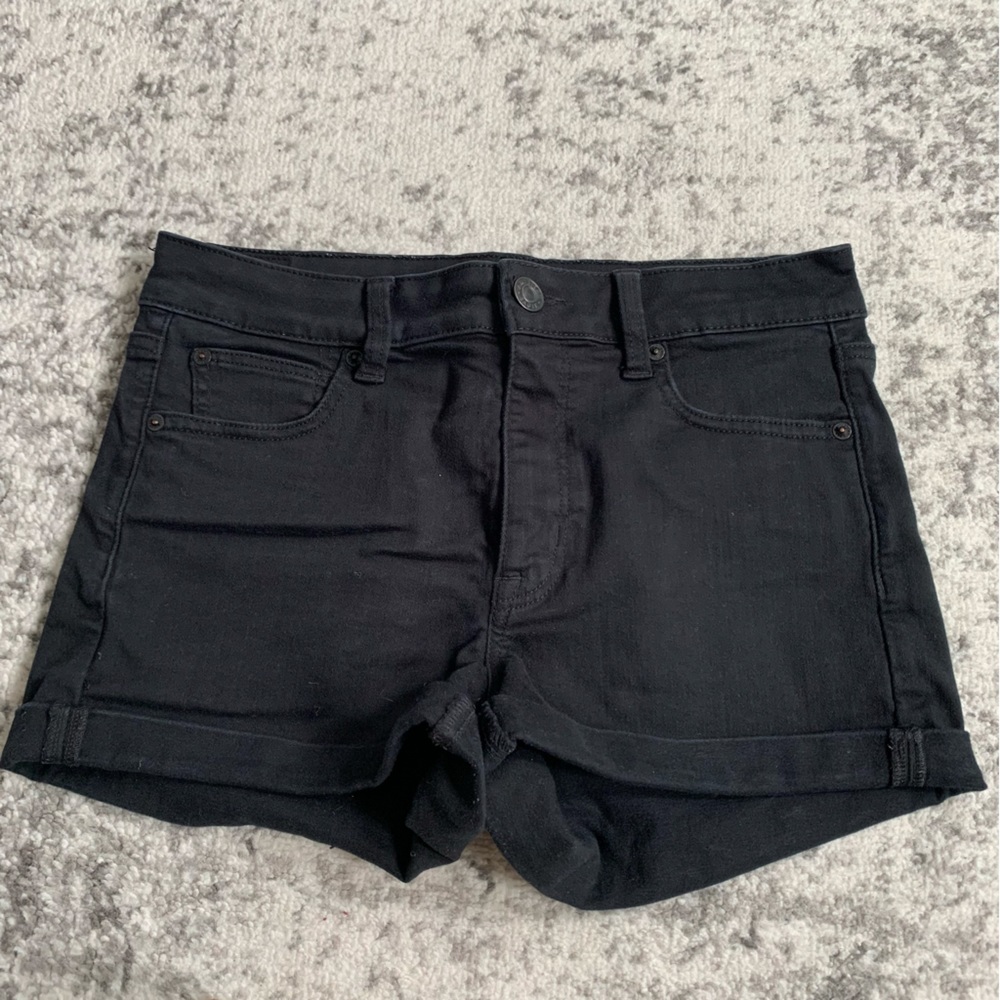 American Eagle Women’s Size 10 Black Midi Jean Shorts